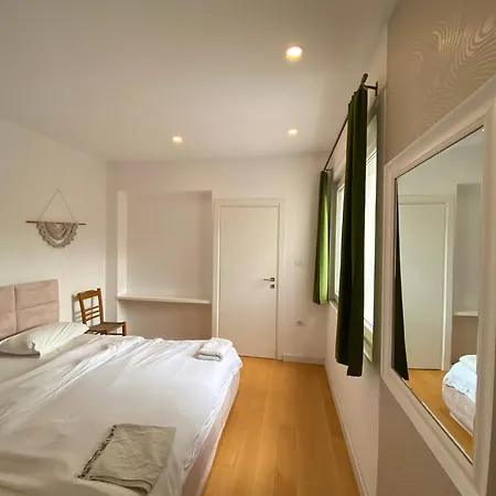 Trip'n'hostel Chill Zone تيرانا