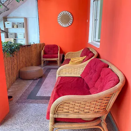 Trip'n'hostel Chill Zone * تيرانا