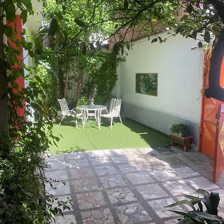 Trip'n'hostel Chill Zone אכסניה *
