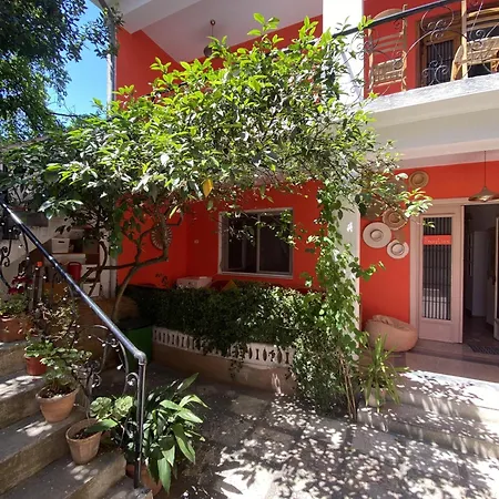 Trip'n'hostel Chill Zone Tirana