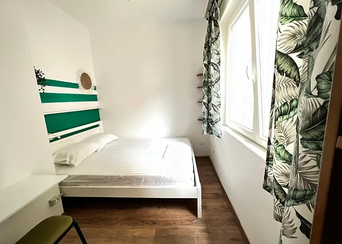 Trip'n'hostel Chill Zone 旅馆 地拉那